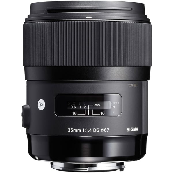Sigma 35mm camera lens