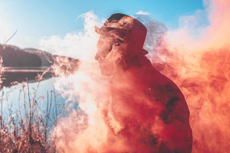 9 Smoke Bomb Photography Tips for Jaw Dropping Photos
