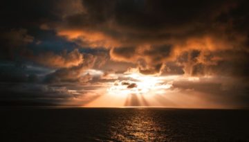 sun rays over ocean