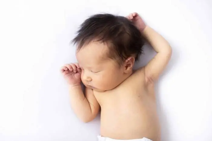 Unposed: Modern & Simple Newborn Photography Course